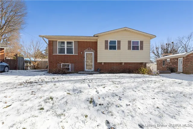 $254,900 | 1242 Firwood Court, Jeffersonville, IN 47130