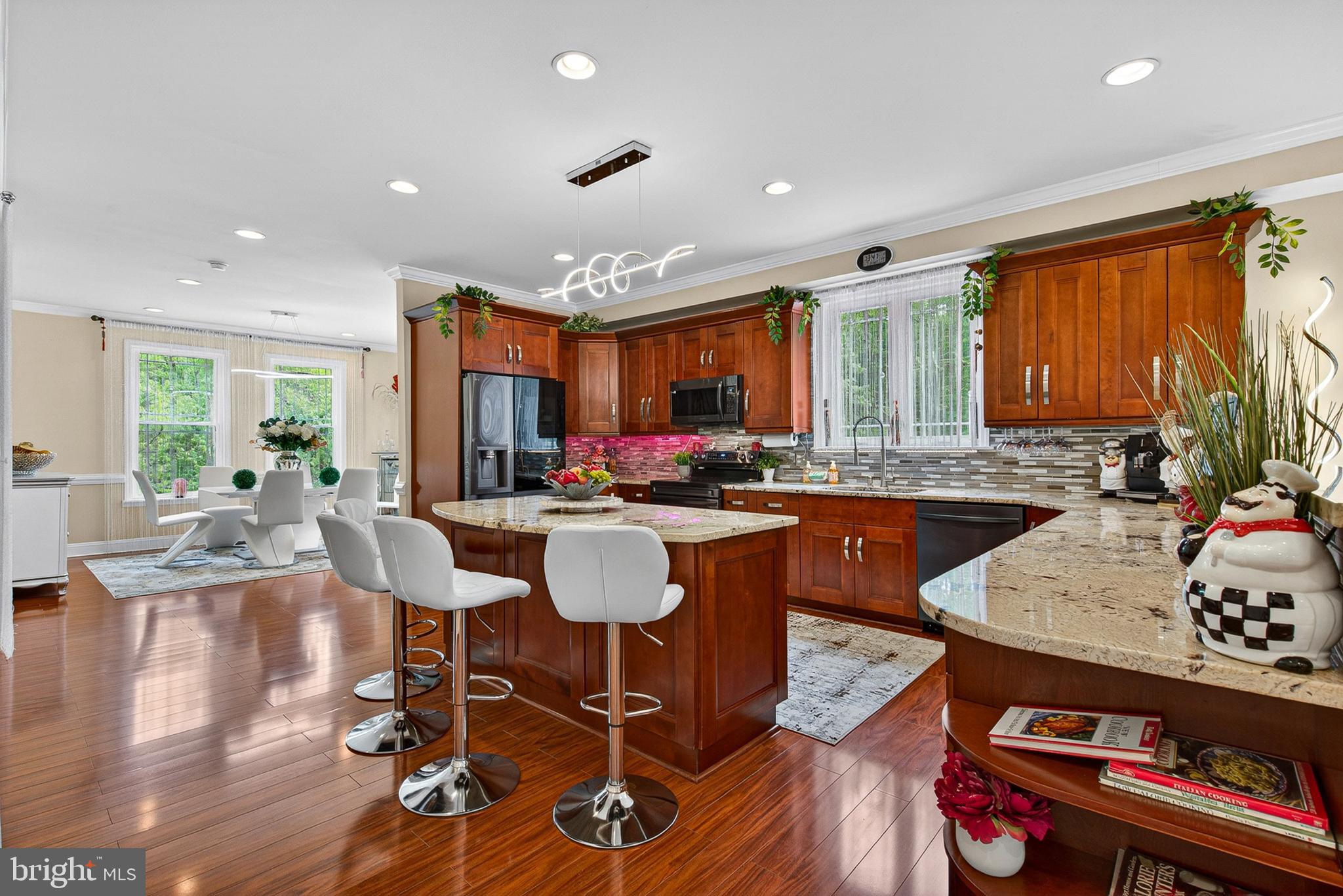 4603 Lathe Road Owings Mills, MD 21117 - Photo 19 of 87 COSTOME MADE KITCHEN VEIW FRON THE SIDE
