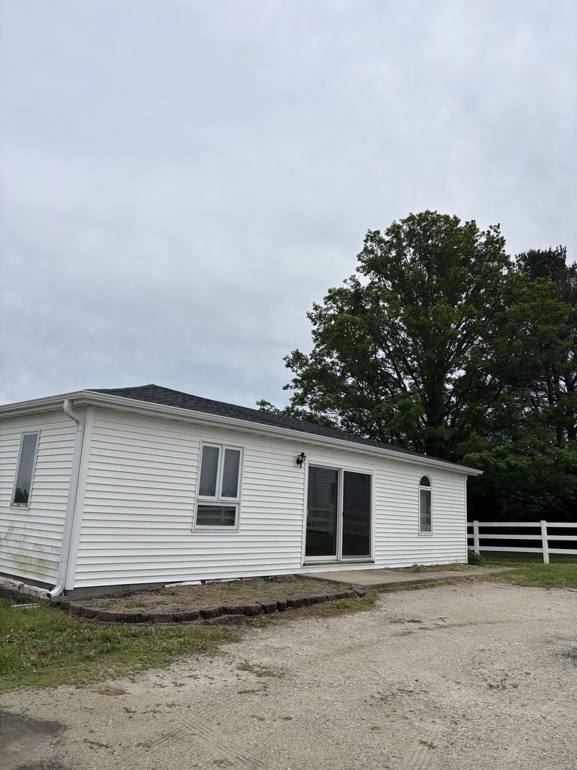 4332 East 1675th Road Earlville, IL 60518 - Photo 1 of 6