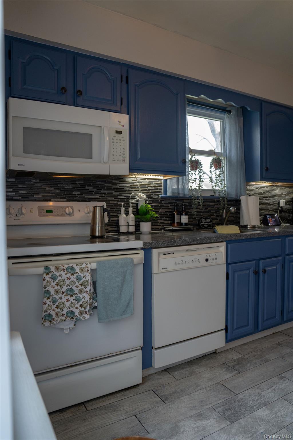 1 Merrywood Road Poughkeepsie, NY 12601 - Photo 10 of 37