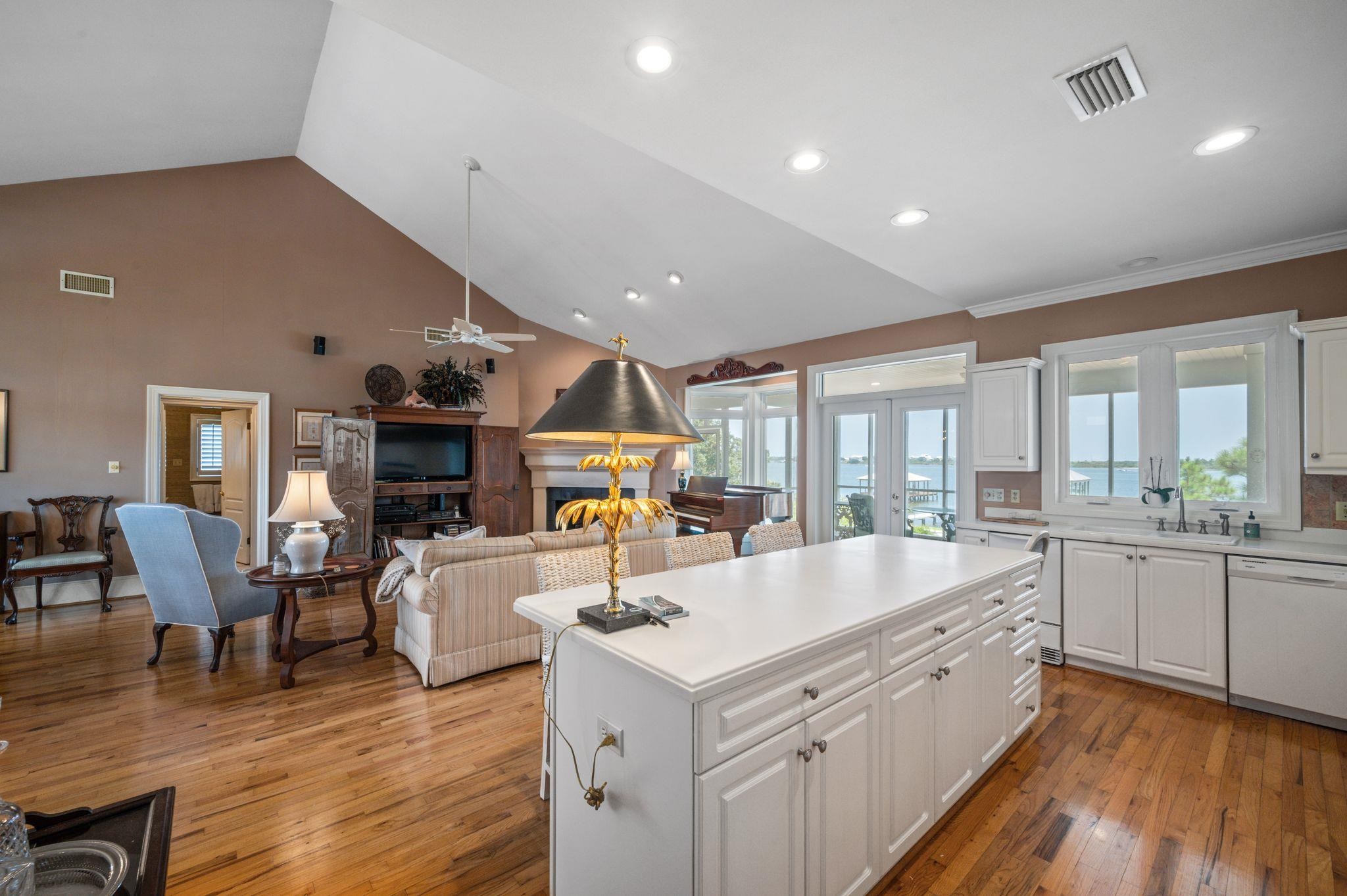 31800 River Road Orange Beach, AL 36561 - Photo 7 of 69 Kitchen