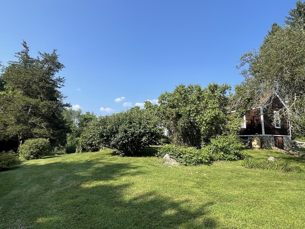 86 Fowler Street Upton, MA 01568 - Photo 39 of 42 a view of a garden