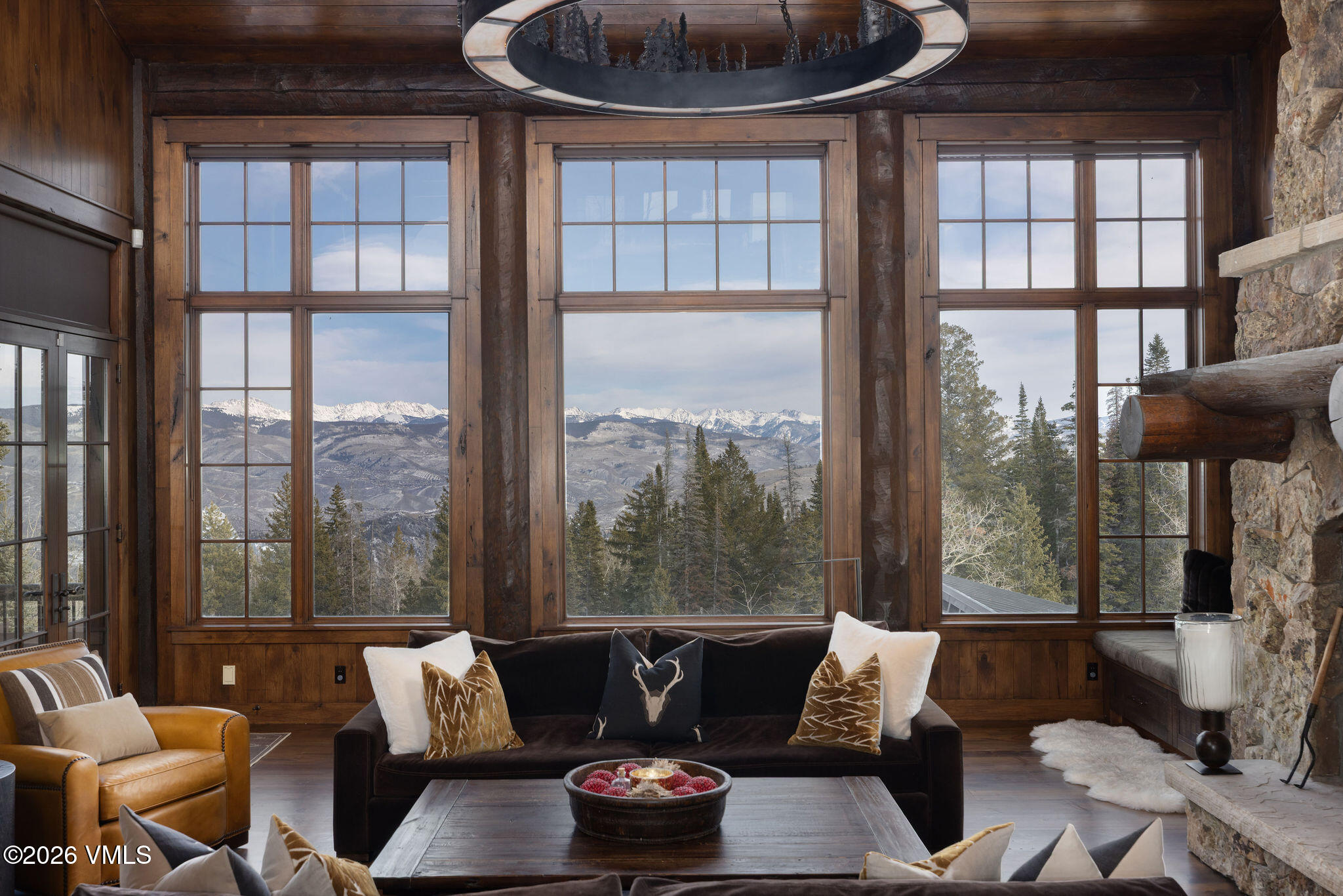 1187 Gore Trail Edwards, CO 81632 - Photo 2 of 40 2601_1187_gore_tr_interior_living_a