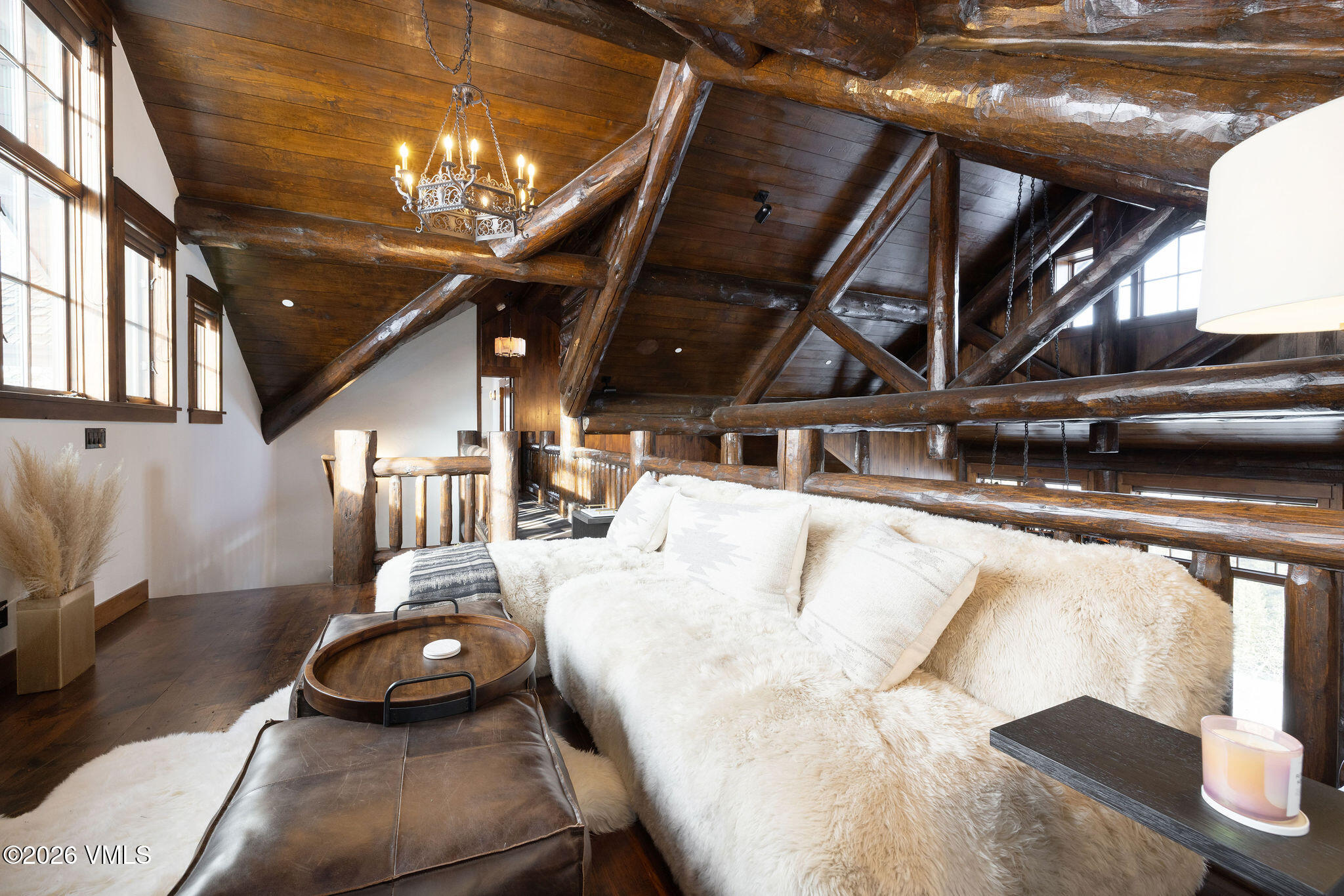 1187 Gore Trail Edwards, CO 81632 - Photo 21 of 40 2601_1187_gore_tr_interior_loft_b