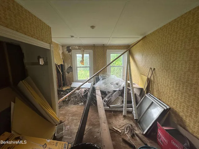 $124,000 | 77 Front Street, North Adams, MA 01247