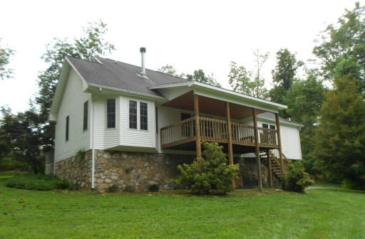 1320 Fielden Store Road New Market, TN 37820 - Photo 3 of 14 Back