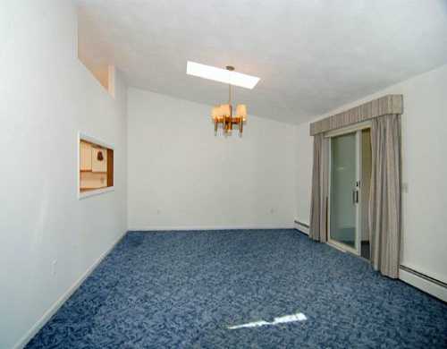 11 Hanley Farm Road, Unit 11 Warren, RI 02885 - Photo 5 of 8 Dining Room.