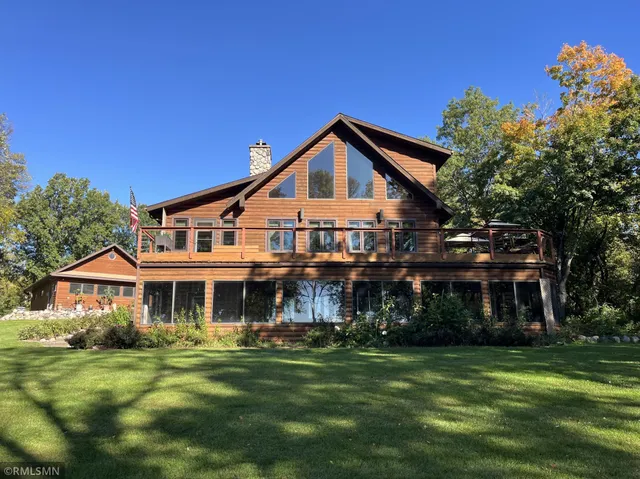 $899,000 | 40559 321st Lane, Aitkin, MN 56431