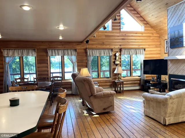 $899,000 | 40559 321st Lane, Aitkin, MN 56431