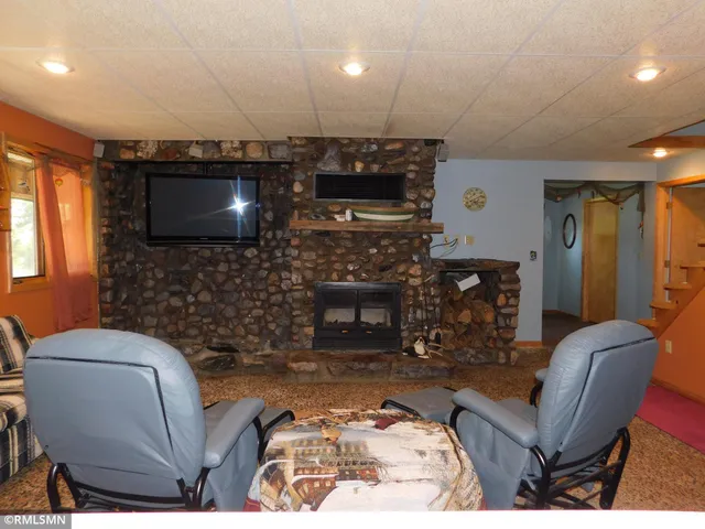 $899,000 | 40559 321st Lane, Aitkin, MN 56431