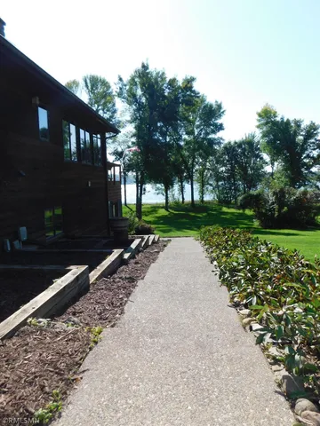 $899,000 | 40559 321st Lane, Aitkin, MN 56431