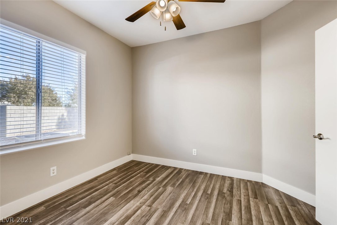 998 Broken Reed Court Henderson, NV 89015 - Photo 32 of 49