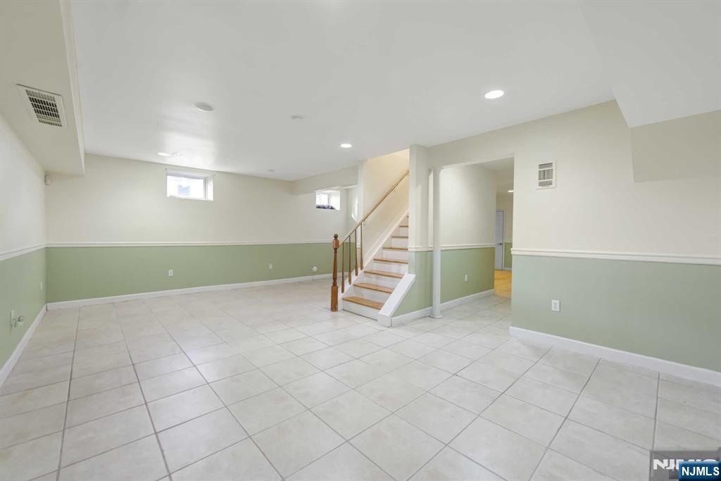 831 Pascack Road Paramus, NJ 07652 - Photo 24 of 26
