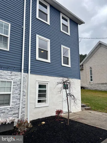 $214,900 | 253 Main Street, Parryville, PA 18071