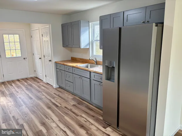 $214,900 | 253 Main Street, Parryville, PA 18071