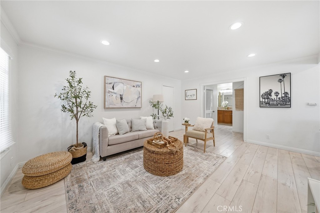 185 Streamwood Irvine, CA 92620 - Photo 1 of 29
