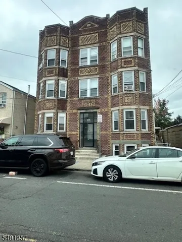$1,500 | 546 North 11th Street, Newark, NJ 07107