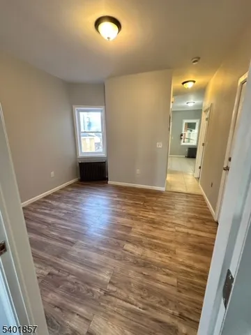 $1,500 | 546 North 11th Street, Newark, NJ 07107