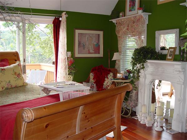 14 Upper River Road South Hadley, MA 01075 - Photo 16 of 28 Gallery Image 16