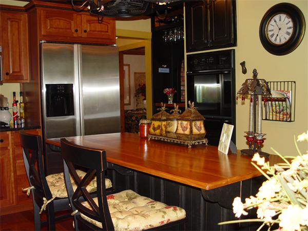 14 Upper River Road South Hadley, MA 01075 - Photo 8 of 28 Gallery Image 8