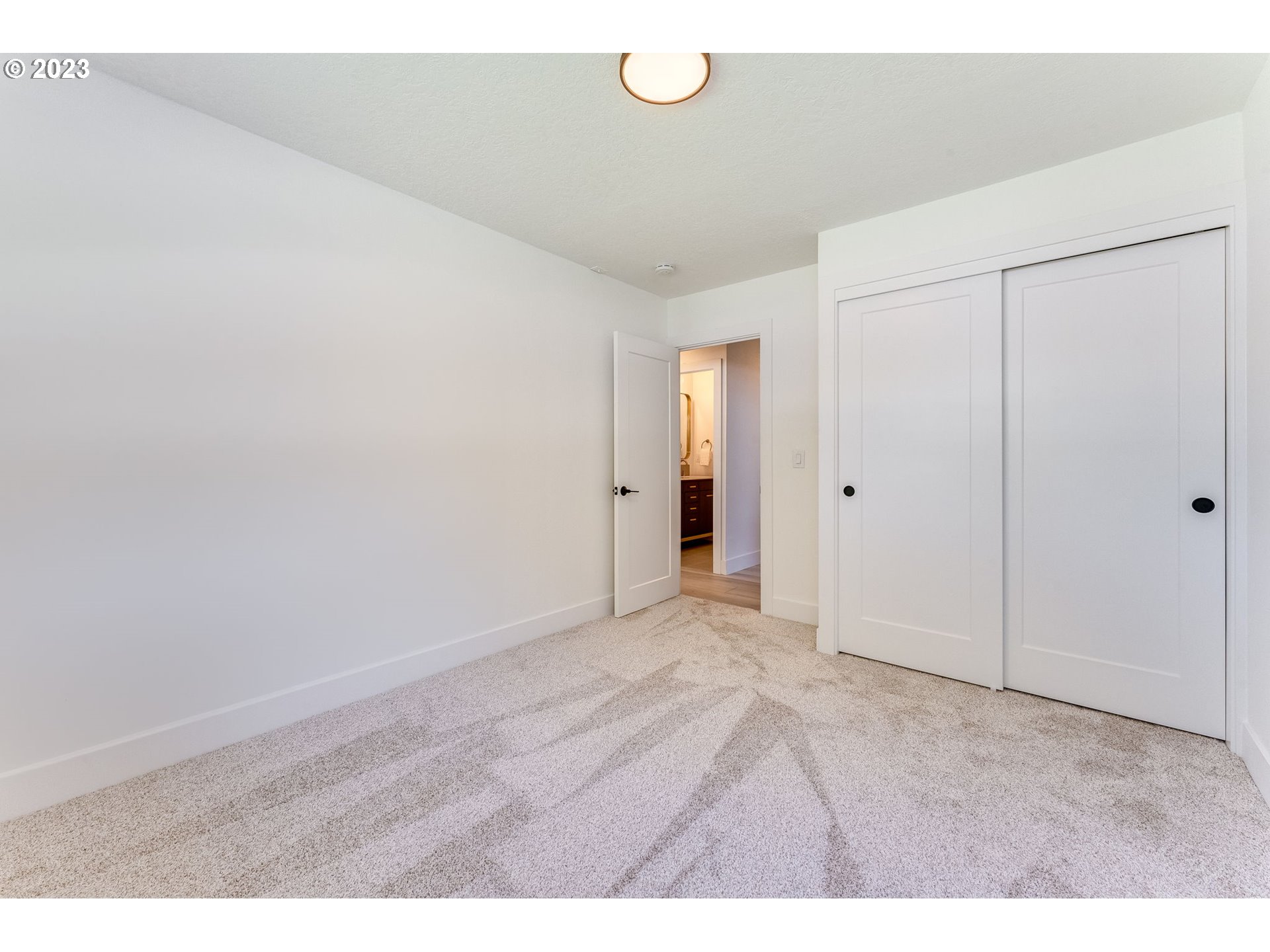 3842 North Alaska Street Portland, OR 97217 - Photo 25 of 36 a view of an empty room