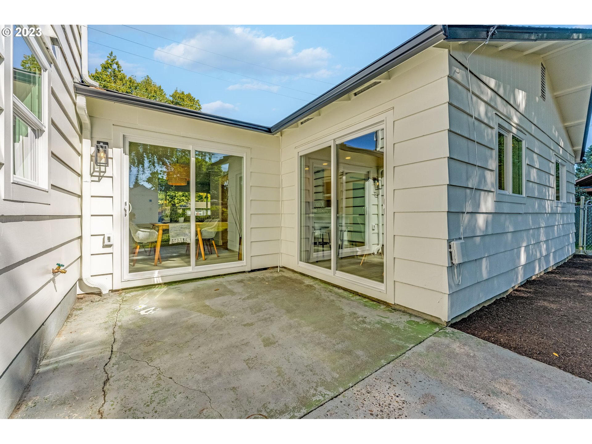 3842 North Alaska Street Portland, OR 97217 - Photo 33 of 36 a view of a house with a outdoor space