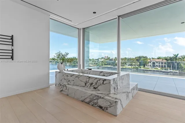 $14,995,000 | 2131 Northeast 15th Street, Fort Lauderdale, FL 33304