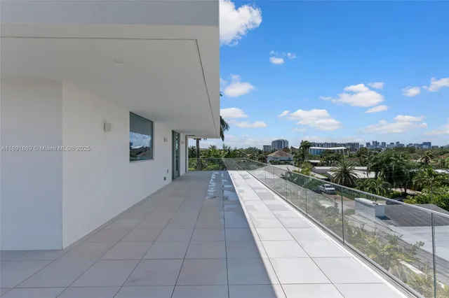 $14,995,000 | 2131 Northeast 15th Street, Fort Lauderdale, FL 33304