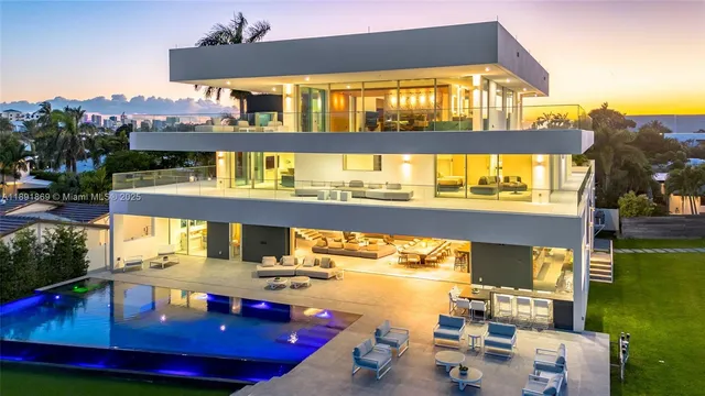 $14,995,000 | 2131 Northeast 15th Street, Fort Lauderdale, FL 33304