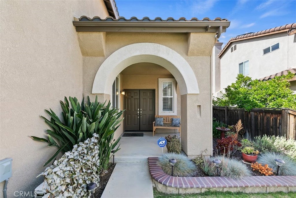 20890 Westbury Road Riverside, CA 92508 - Photo 4 of 51 Entry