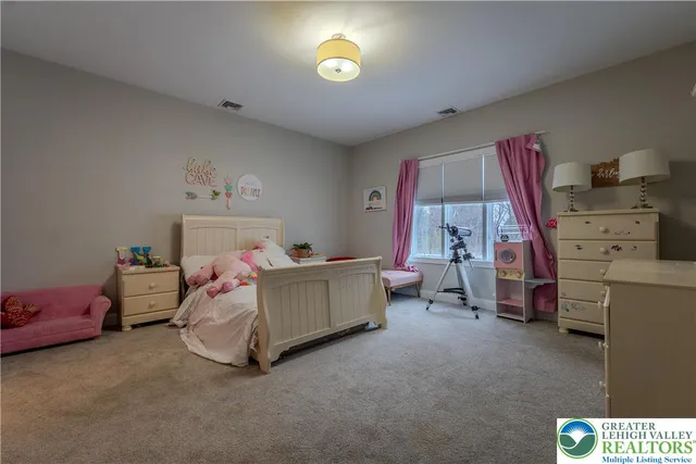 $1,458,888 | 760 Newlins Road East, Easton, PA 18040