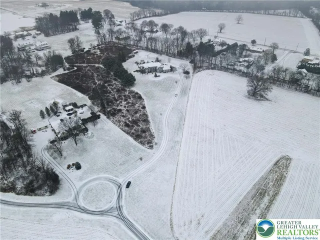 $1,458,888 | 760 Newlins Road East, Easton, PA 18040