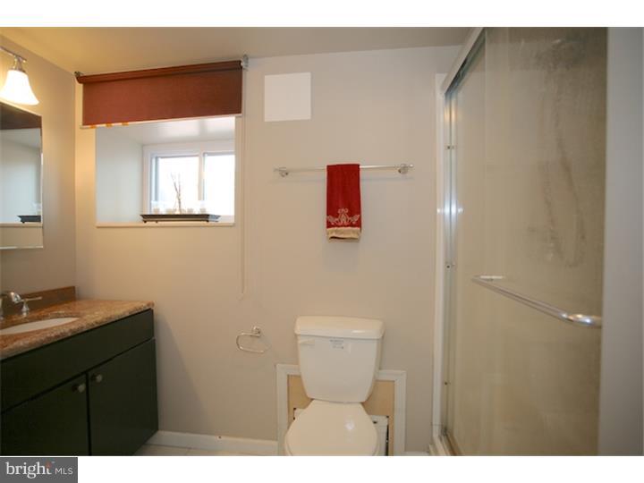312 Madison Road Willow Grove, PA 19090 - Photo 18 of 25 Bathroom