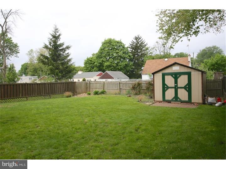 312 Madison Road Willow Grove, PA 19090 - Photo 23 of 25 Back Yard