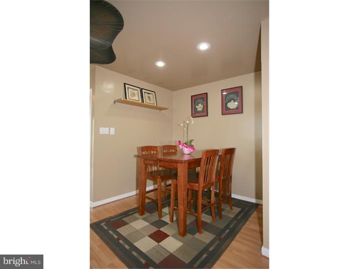 312 Madison Road Willow Grove, PA 19090 - Photo 5 of 25 Dining Room