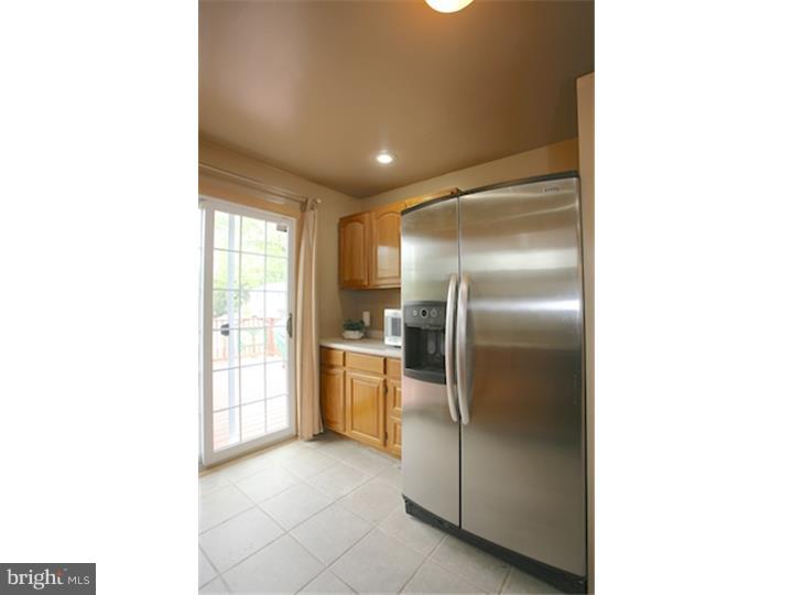 312 Madison Road Willow Grove, PA 19090 - Photo 9 of 25 Kitchen