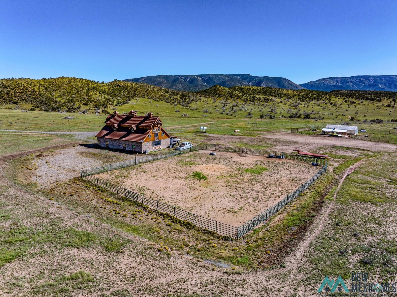 398 Pine Road Capitan, NM 88316 - Photo 6 of 68