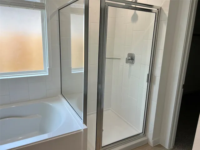 $2,300 | 5118 Hunters Trail, Fresno, TX 77545