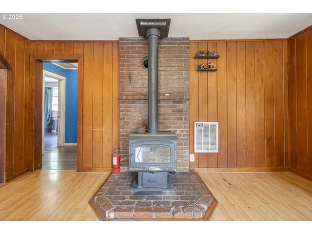 $205,000 | 448 Mountain Avenue, Idanha, OR 97350