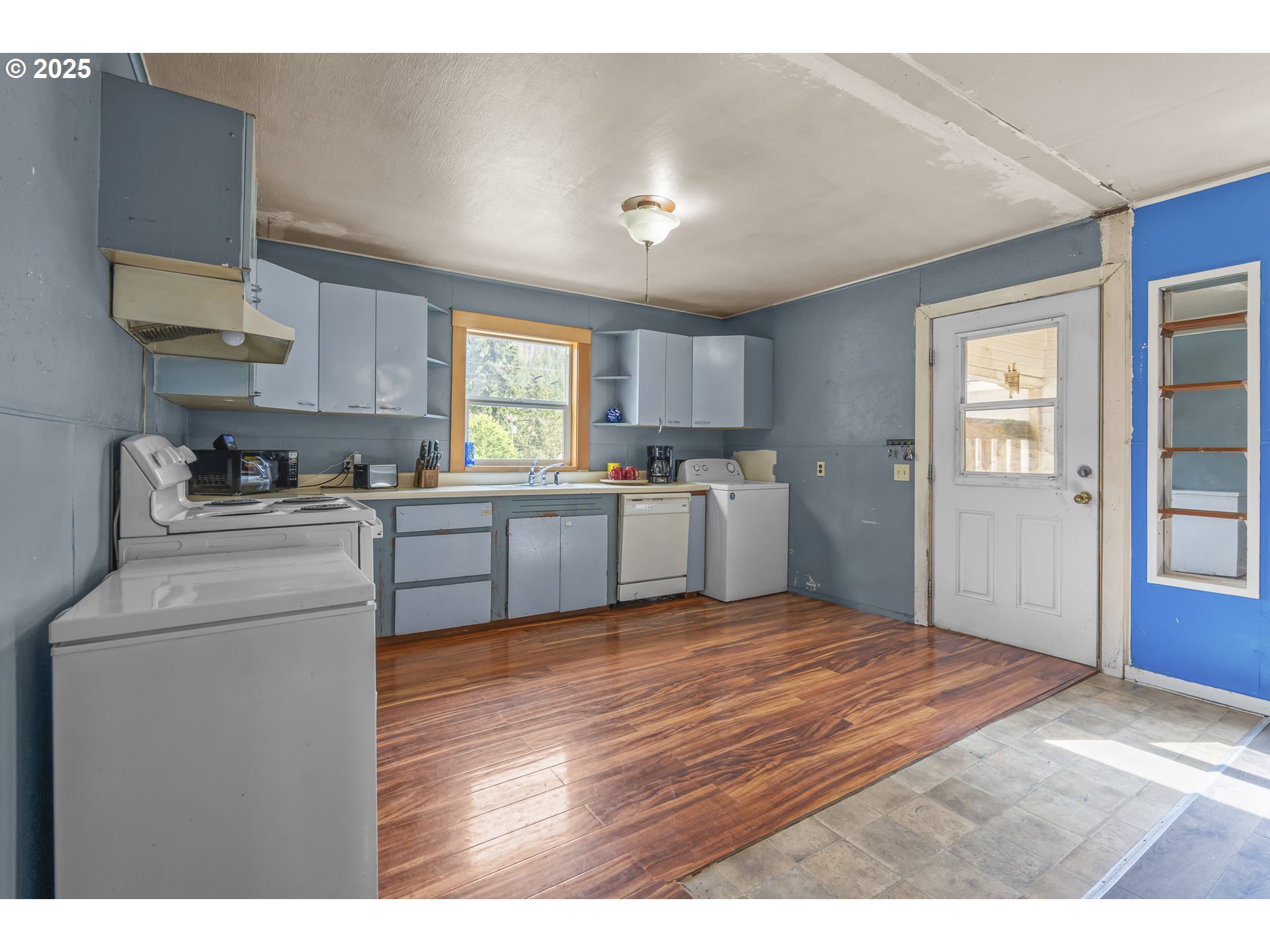 448 Mountain Avenue Idanha, OR 97350 - Photo 12 of 35