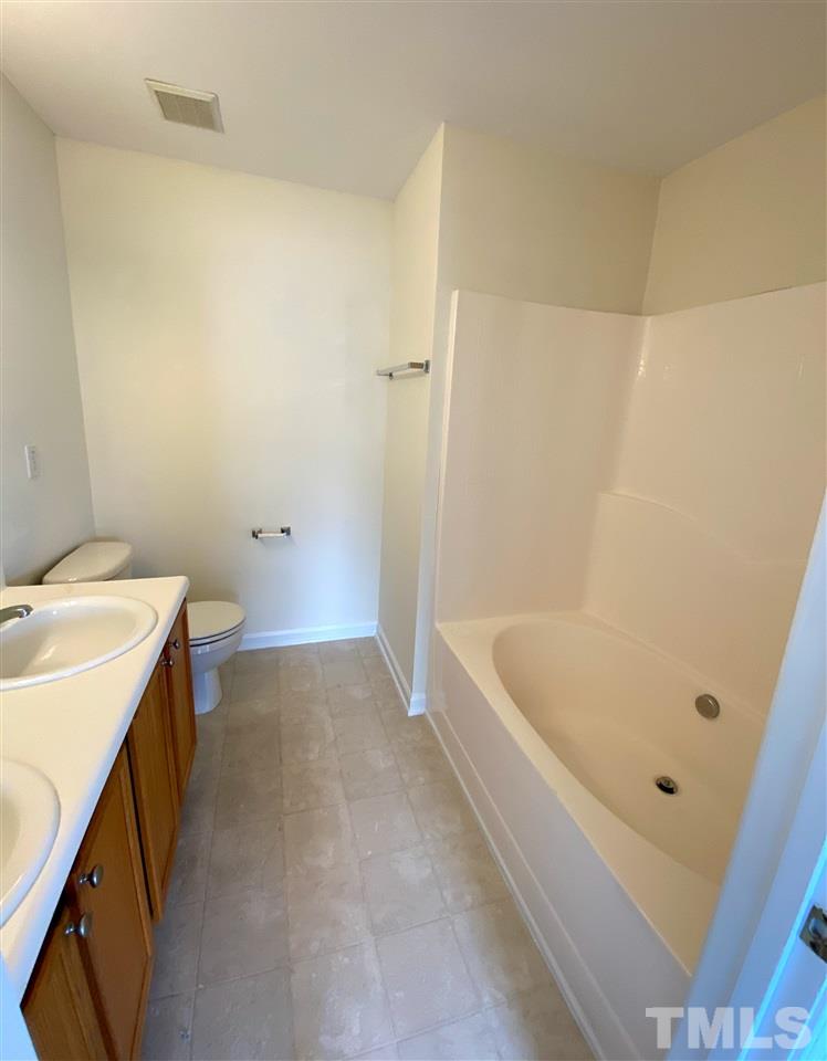 1634 Brook Fern Way Raleigh, NC 27609 - Photo 18 of 21 Gallery Image 18