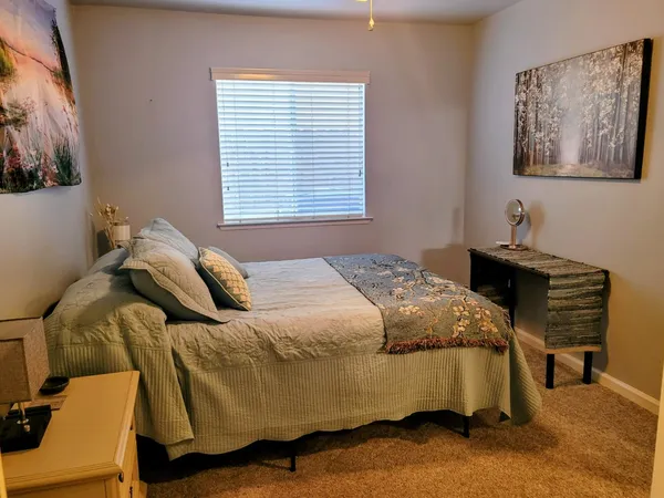 $499,900 | 2827 East Shea Drive, Fresno, CA 93720