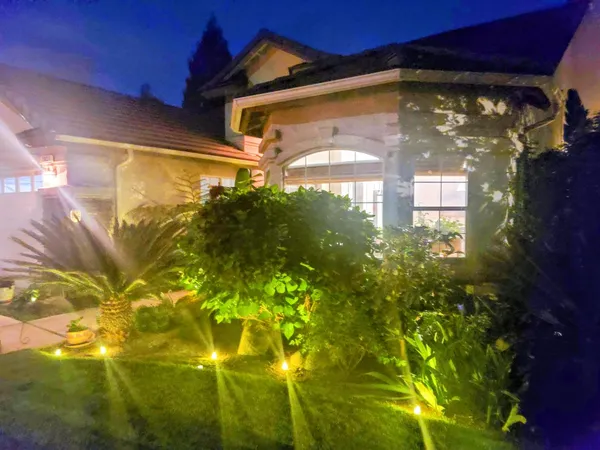 $499,900 | 2827 East Shea Drive, Fresno, CA 93720