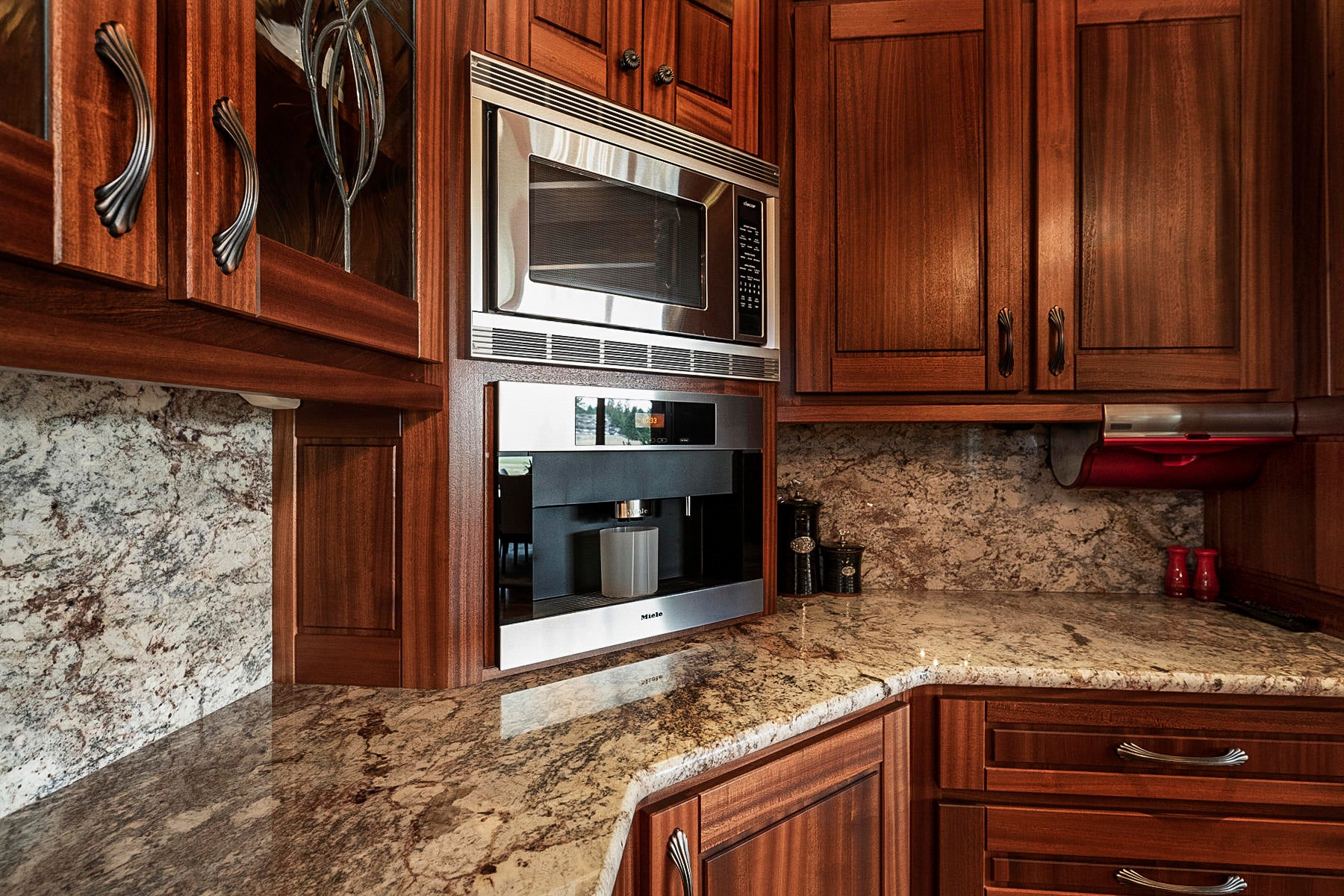 19442 Green Lakes Loop Bend, OR 97702 - Photo 18 of 50 Built-in coffee maker and automatic paper towel dispenser