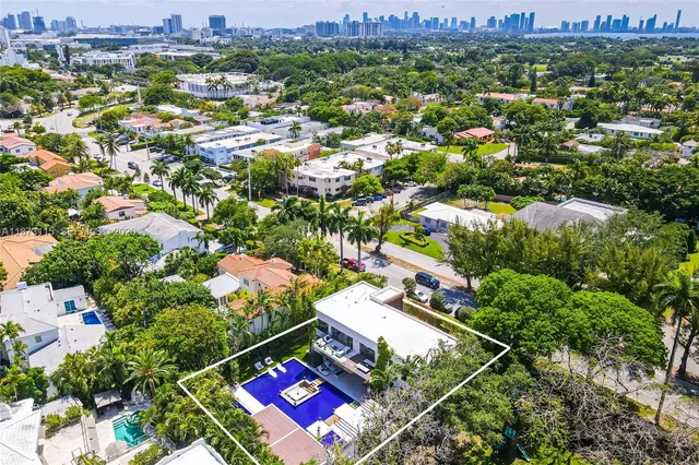 $45,000 | 3009 Pine Tree Drive, Miami Beach, FL 33140