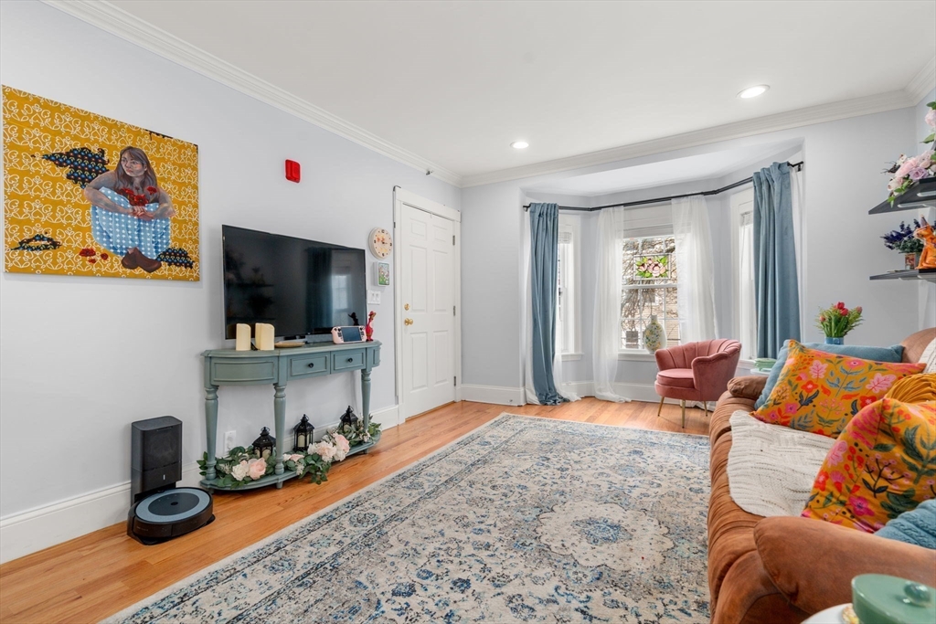 15 Upland Road, Unit 3 Cambridge, MA 02140 - Photo 5 of 18 Gallery Image 5