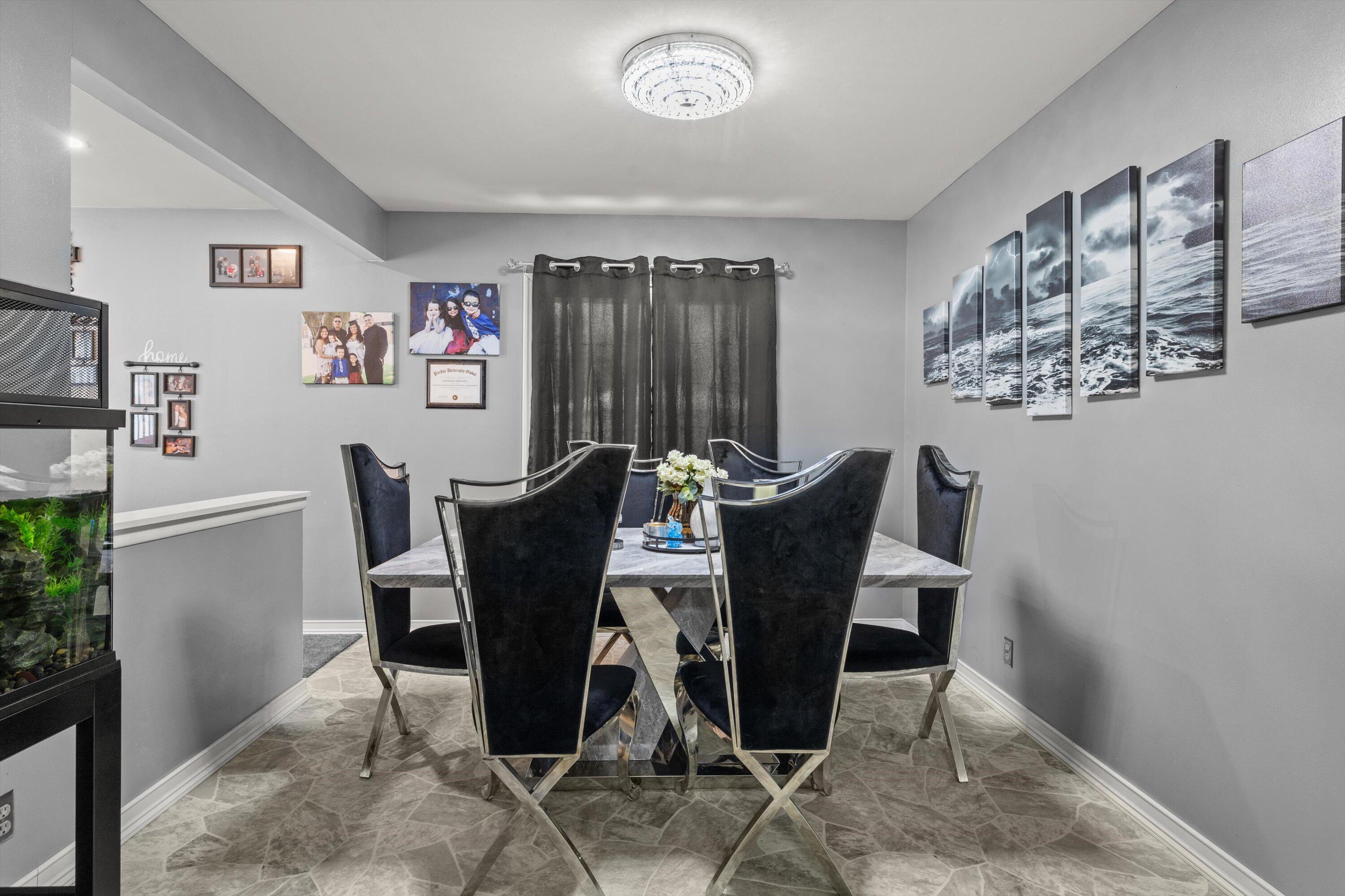 2902 23rd Street Kenosha, WI 53140 - Photo 11 of 45 08-IMG_8901