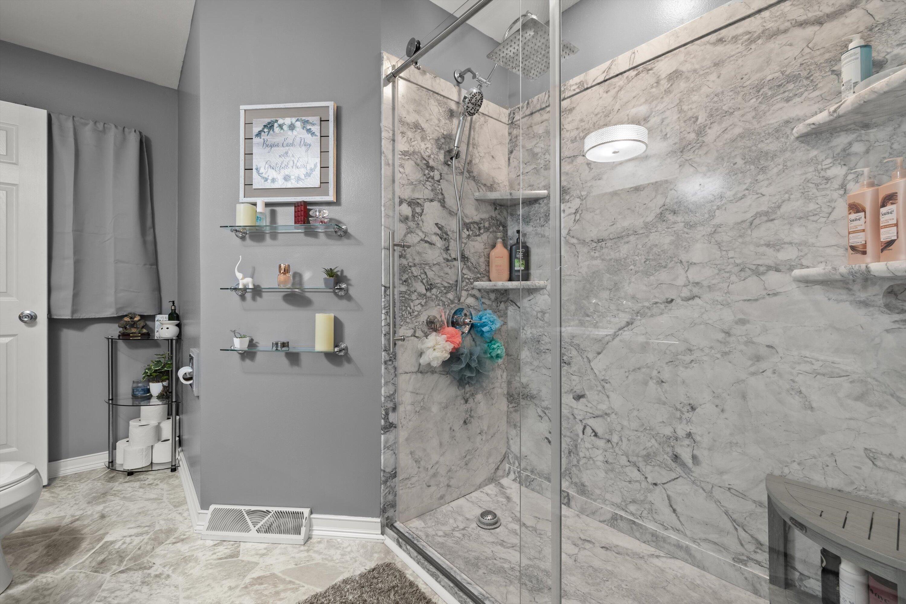 2902 23rd Street Kenosha, WI 53140 - Photo 19 of 45 20-IMG_8949