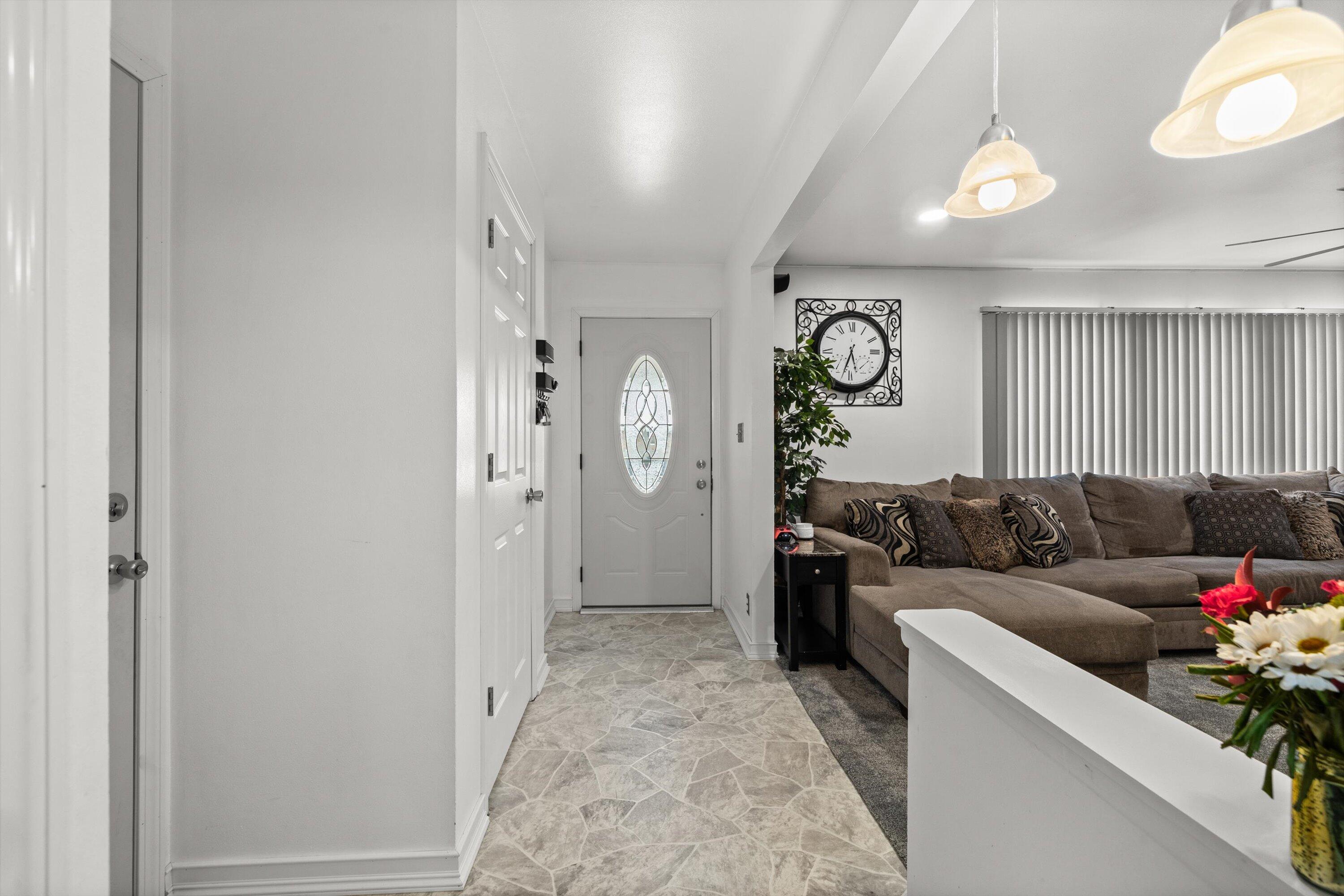 2902 23rd Street Kenosha, WI 53140 - Photo 2 of 45 12-IMG_8922