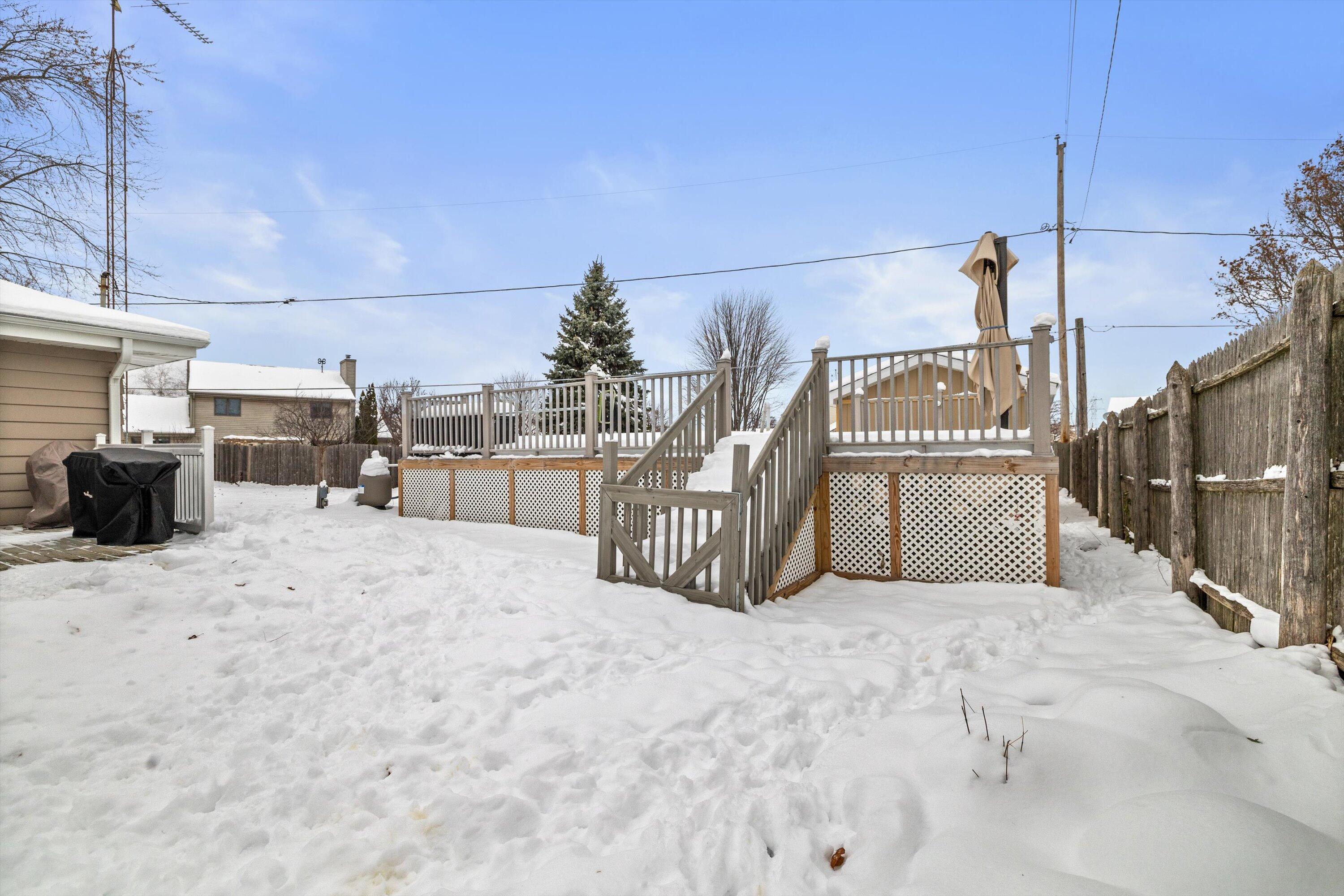 2902 23rd Street Kenosha, WI 53140 - Photo 34 of 45 35-IMG_9000